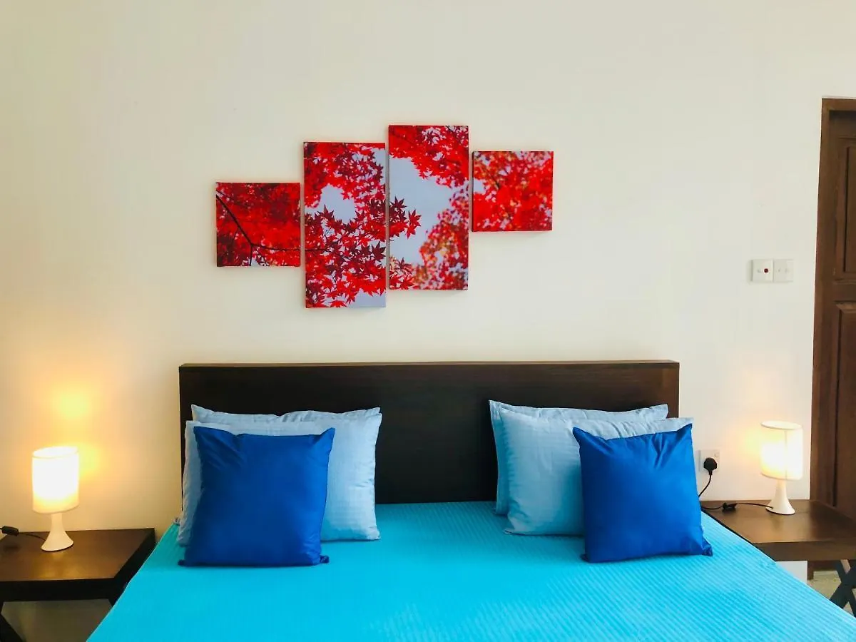 Red Letter Hotel Kandy 0*,  Sri Lanka